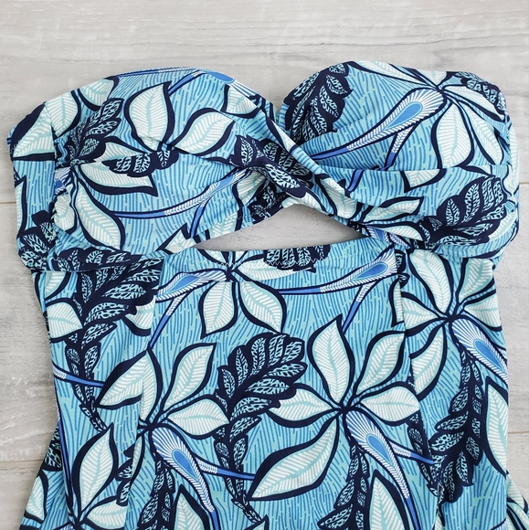 Ann Taylor LOFT Beach One Piece Swimsuit - Picture 2 of 4